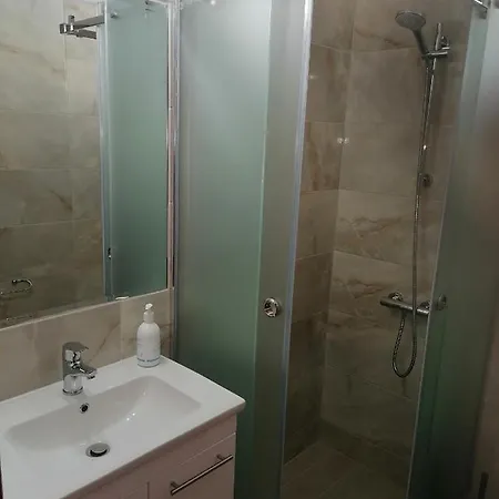 Porto Almira Beachfront Apartrments Διαμέρισμα *