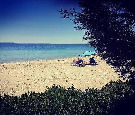 Porto Almira Beachfront Apartrments Nikiti (Sithonia)